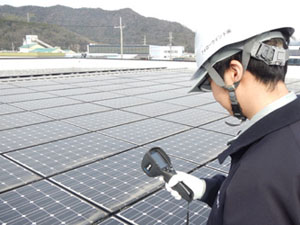 太陽電池モジュール点検